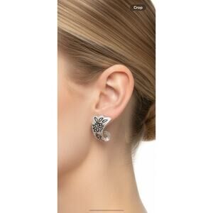 Vintage Emmons Silver Tone Floral Clip On Earrings